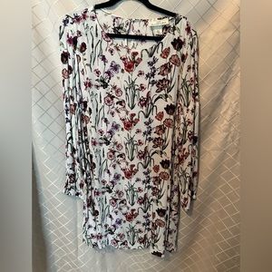 L.O.G.G. Label Of Graded Goods by H&M Long Sleeve White Floral Shift Dre…